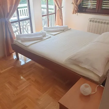 Nada * Trogir
